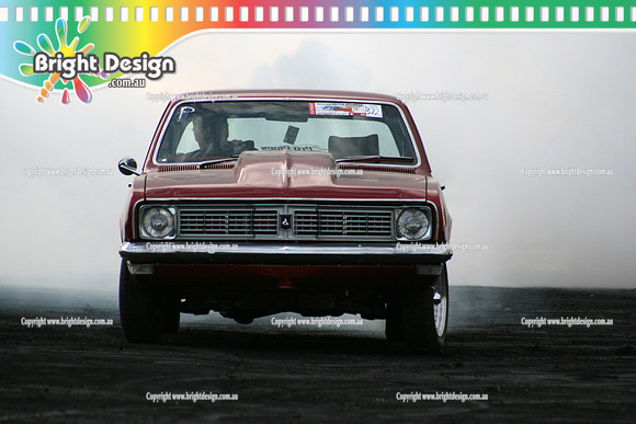 PMC 6 @ Winton Sept 2011 Bright Design (1143)
