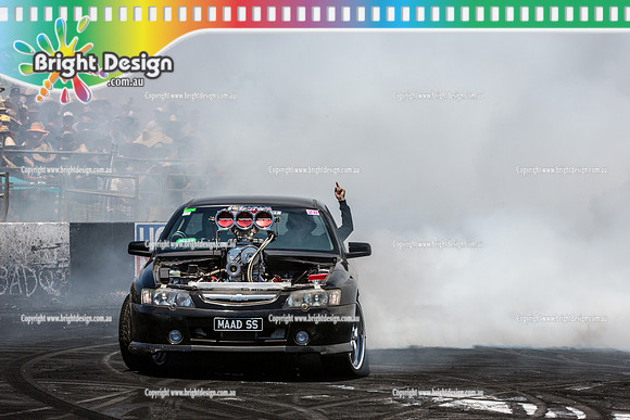 Summernats 28 Saturday 3 Jan 2015  BD (4693)  MAADSS BURNOUT