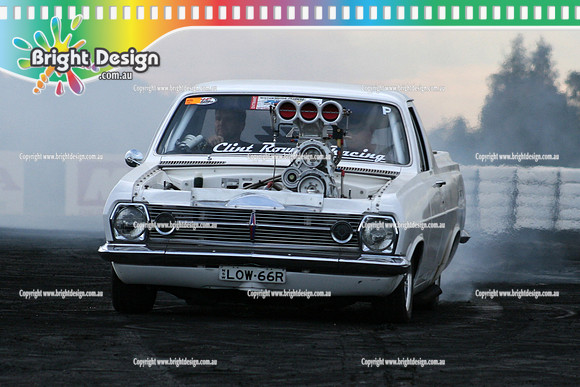 PMC 6 @ Winton Sept 2011 Bright Design (1165)