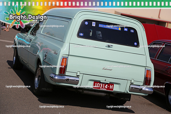 All Holden Day @  Dandeonong 7 April 2013  Bright Design (1074)  10314H