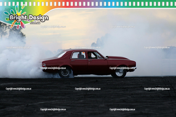 PMC 6 @ Winton Sept 2011 Bright Design (1129)