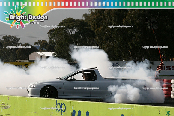 PMC 6 @ Winton Sept 2011 Bright Design (1068)