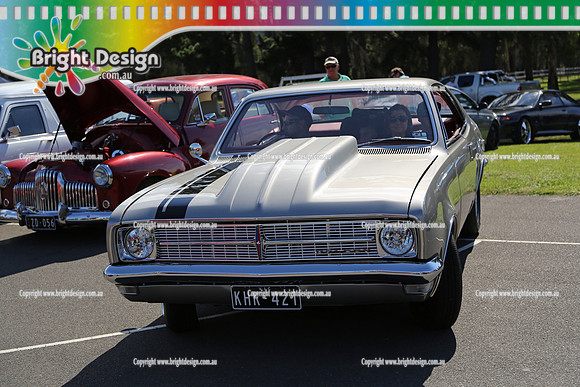 All Holden Day @  Dandeonong 7 April 2013  Bright Design (1097)  KHK421