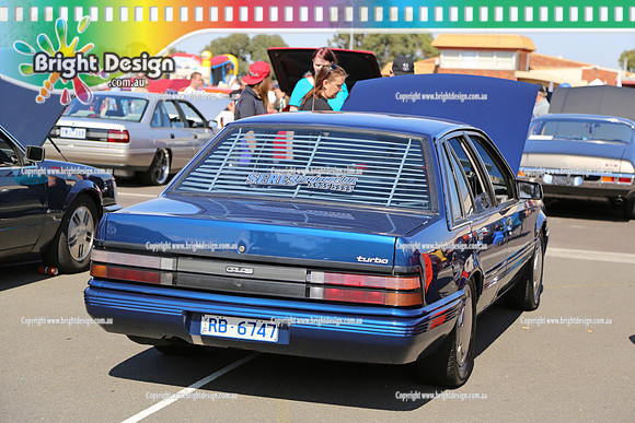 All Holden Day @  Dandeonong 7 April 2013  Bright Design (1119)  RB6747