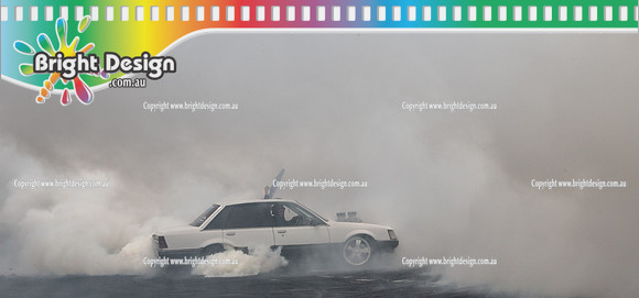 Summernats 28 Sunday 4 Jan 2015  BD  (7857)  CEMBLO BURNOUT