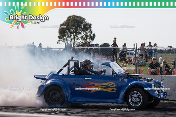 Asponats #1 Burnout Comp @ Bairnsdale 22 Aug 2015 (1051)  SMKNBUG