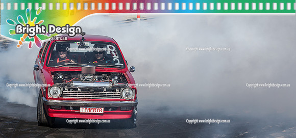 Asponats #1 Burnout Comp @ Bairnsdale 22 Aug 2015 (1791)  TYRFRYR GEMINI