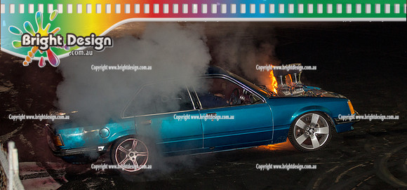 Asponats #1 Burnout Comp @ Bairnsdale 22 Aug 2015 (3999)-2  CLIFV8 FIRE 6-4