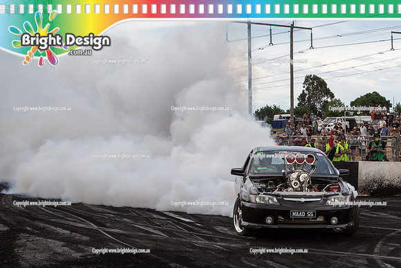 Summernats 28 Sunday 4 Jan 2015  BD  (8195)  MAADSS BURNOUT