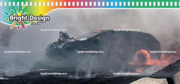 Summernats 29 SATURDAY 8 Jan 16  BDMP5105  TZNYA BURNOUT