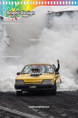 Summernats 28 Sunday 4 Jan 2015  BD  (8122)  LSONE BURNOUT