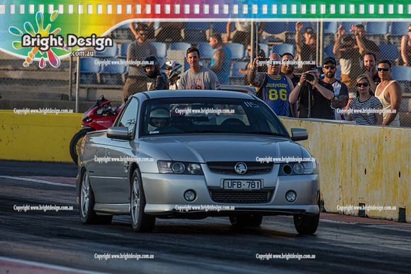 Fast Friday @ Calder Park Drag Racing  FRIDAY 10 Feb 2017   (77040)  UFB781