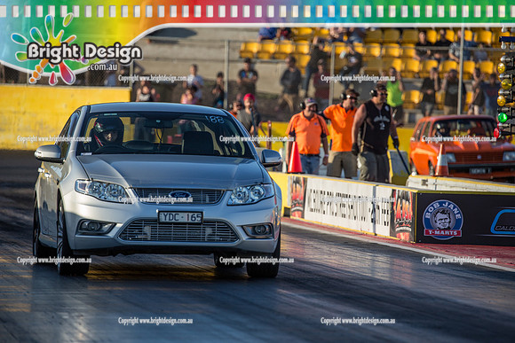 Fast Friday @ Calder Park Drag Racing  FRIDAY 10 Feb 2017   (76936)  YDC165