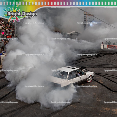 Summernats 34 Thursday 6 Jan 2022  BDMP1336-2  CEMBLO BURNOUT