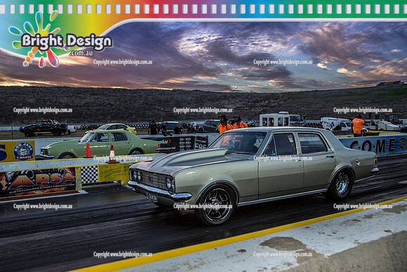 Fast Friday @ Calder Park Drag Racing  FRIDAY 10 March 2017  (81065)  CRUESN