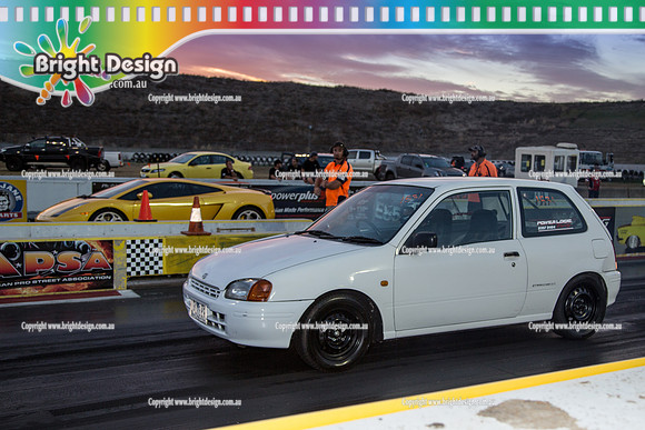 Fast Friday @ Calder Park Drag Racing  FRIDAY 10 March 2017  (81084)    UXO369  1531