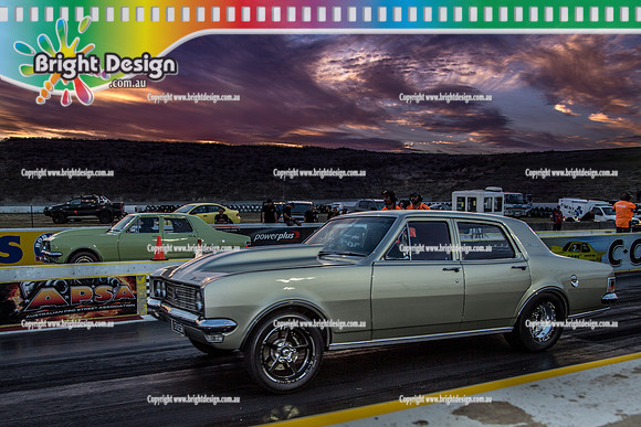 Fast Friday @ Calder Park Drag Racing  FRIDAY 10 March 2017  (81066)  CRUESN