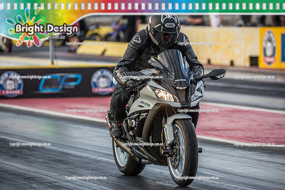 Fast Friday @ Calder Park Drag Racing  FRIDAY 10 March 2017  (80797)  1070M BIKE  ZX-10R KAWASAKI