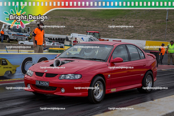 Fast Friday @ Calder Park Drag Racing  FRIDAY 24 Feb 2017  (77623)  OLDHOON   107