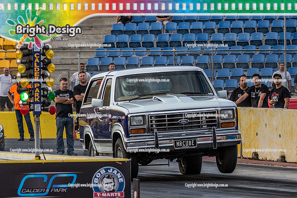 Fast Friday @ Calder Park Drag Racing  FRIDAY 10 March 2017  (80749)  MRCUBE