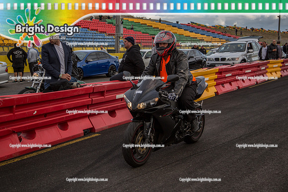 Fast Friday @ Calder Park Drag Racing  FRIDAY 24 Feb 2017  (77625)  15 BLACK R1 BIKE TBC 2017