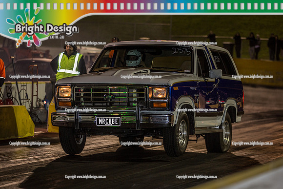 Fast Friday @ Calder Park Drag Racing  FRIDAY 26 MAY 2017  (84587)  MRCUBE