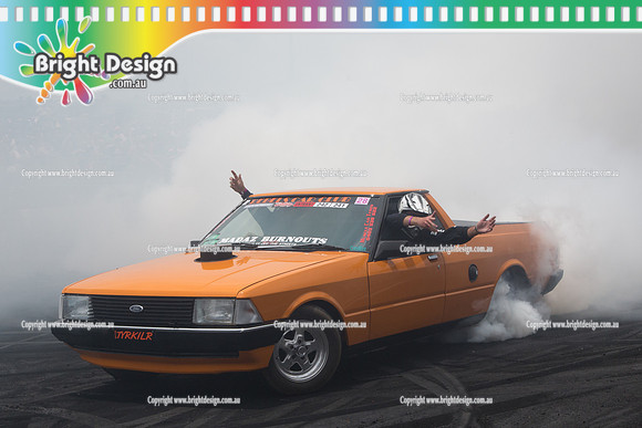 Summernats 28 Sunday 4 Jan 2015  BD  (7795)  TYRKILR BURNOUT