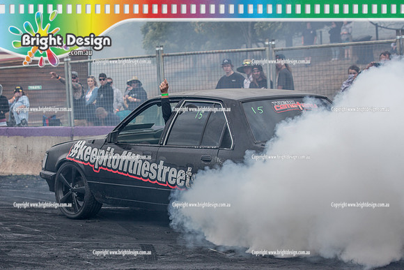 Motorfest @ Lardner Park SUN 12 March 2017 (21056)  MOIST BURNOUT