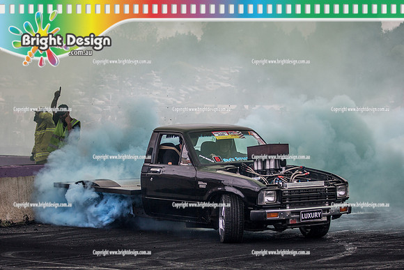 Motorfest @ Lardner Park SAT 11 March 2017 (20667)  LUIXURY BURNOUT