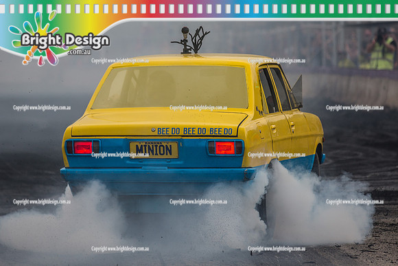 Motorfest @ Lardner Park SAT 11 March 2017 (20737)  MINION BURNOUT