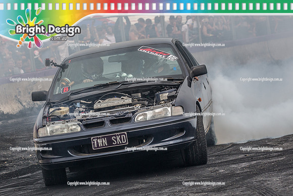Motorfest @ Lardner Park SAT 11 March 2017 (20235)  TWNSKD BURNOUT
