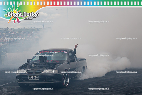 Summernats 28 Sunday 4 Jan 2015  BD  (7763)  GHETTO BURNOUT