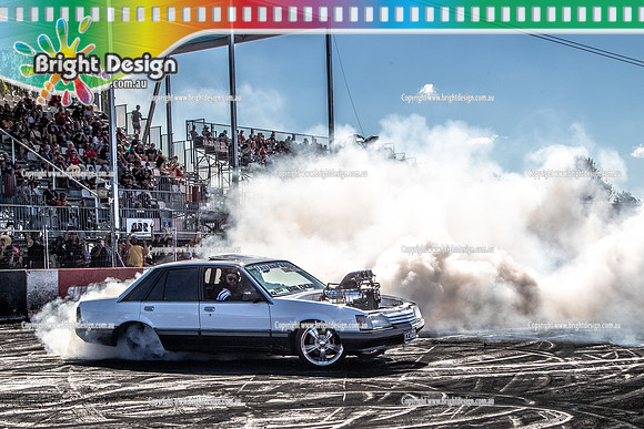 Summernats 34 Sunday 9 Jan 2022  BDMP2627  CEMBLO BURNOUT