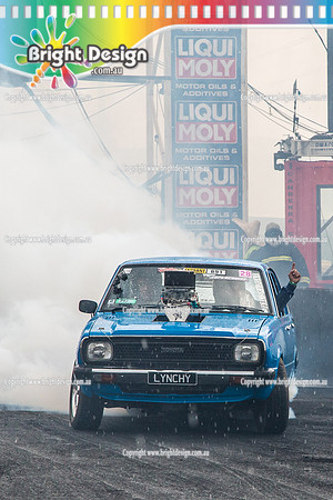 Summernats 28 Sunday 4 Jan 2015  BD  (8160)  LYNCHY BURNOUT