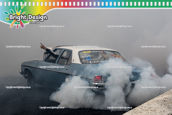 Summernats 28 Sunday 4 Jan 2015  BD  (8143)  GMHAZD BURNOUT