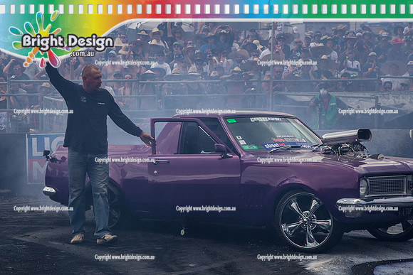 Summernats 28 Sunday 4 Jan 2015  BD  (8113)  1TUFHG BURNOUT