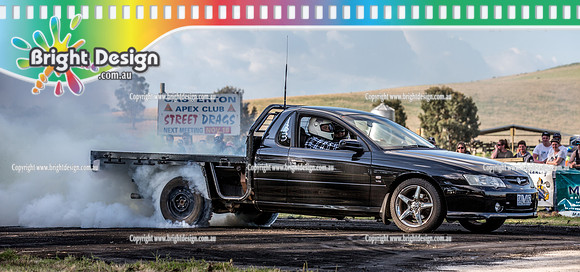 Casterton Street Drags & Burnouts  18 Nov 2017  (3161)   SHL697