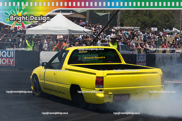 Summernats 28 Saturday 3 Jan 2015  BD (4643)  BAGMUP BURNOUT