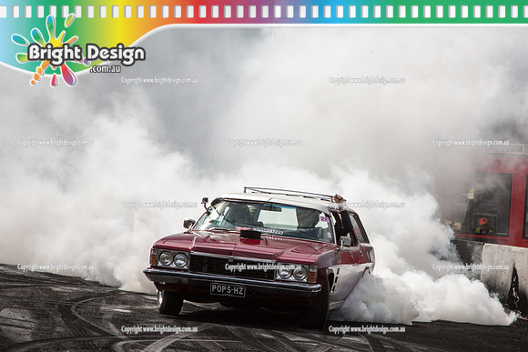 Summernats 28 Sunday 4 Jan 2015  BD  (8283)  POPSHZ BURNOUT