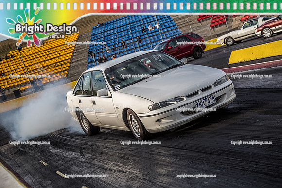Fast Friday @ Calder Park Drag Racing Friday 10 November 2017   (89755)  189  YNM428
