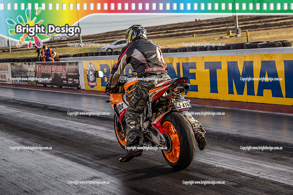 Fast Friday @ Calder Park Drag Racing Friday 10 November 2017   (89748)   GJ416  BIKE