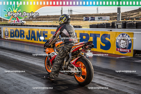 Fast Friday @ Calder Park Drag Racing Friday 10 November 2017   (89747)  GJ416  BIKE