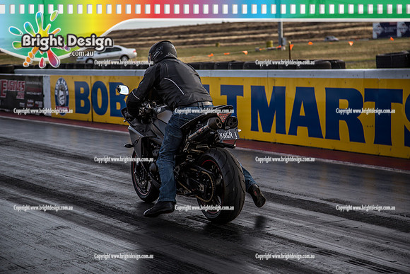 Fast Friday @ Calder Park Drag Racing Friday 10 November 2017   (89571)  KNGR1 BIKE