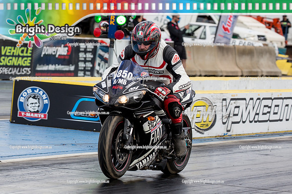 ROWE Memorial Super Stock Classic @ Calder Park Raceway  27 Dec 2015 (40119)  BMB 5850 BIKE