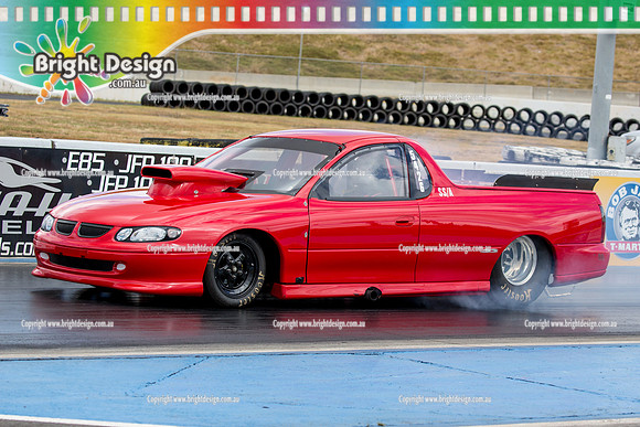 ROWE Memorial Super Stock Classic @ Calder Park Raceway  27 Dec 2015 (40261)  SSA 5426 DOM RED UTE