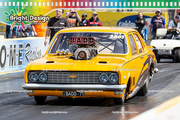 ROWE Memorial Super Stock Classic @ Calder Park Raceway  27 Dec 2015 (40381)  2501 BADD71