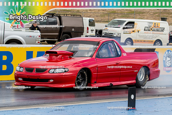 ROWE Memorial Super Stock Classic @ Calder Park Raceway  27 Dec 2015 (40260)  SSA 5426 DOM RED UTE