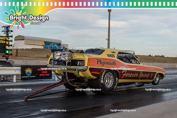 aa SunSet Strip Summit Rnd 5 @ Mildura  FRI 4 Dec 2015  (1432)   3495  WAYNE TALBOT FOREVER YOUNG - Copy