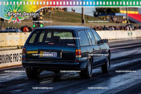 Fast Friday @ Calder Park Drag Racing Friday 15 December 2017   (94037)  NPU982