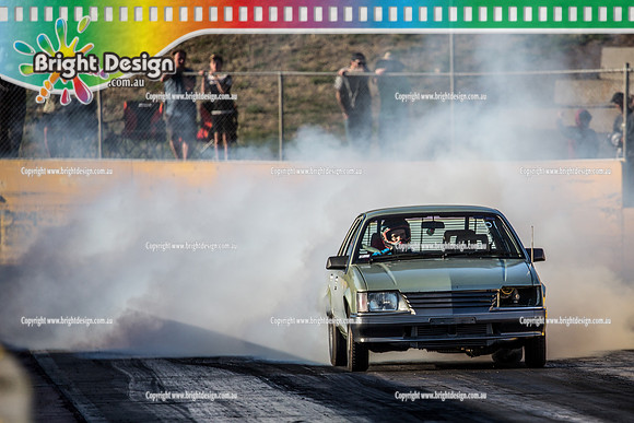 Fast Friday @ Calder Park Drag Racing Friday 15 December 2017   (93849)   201  VK
